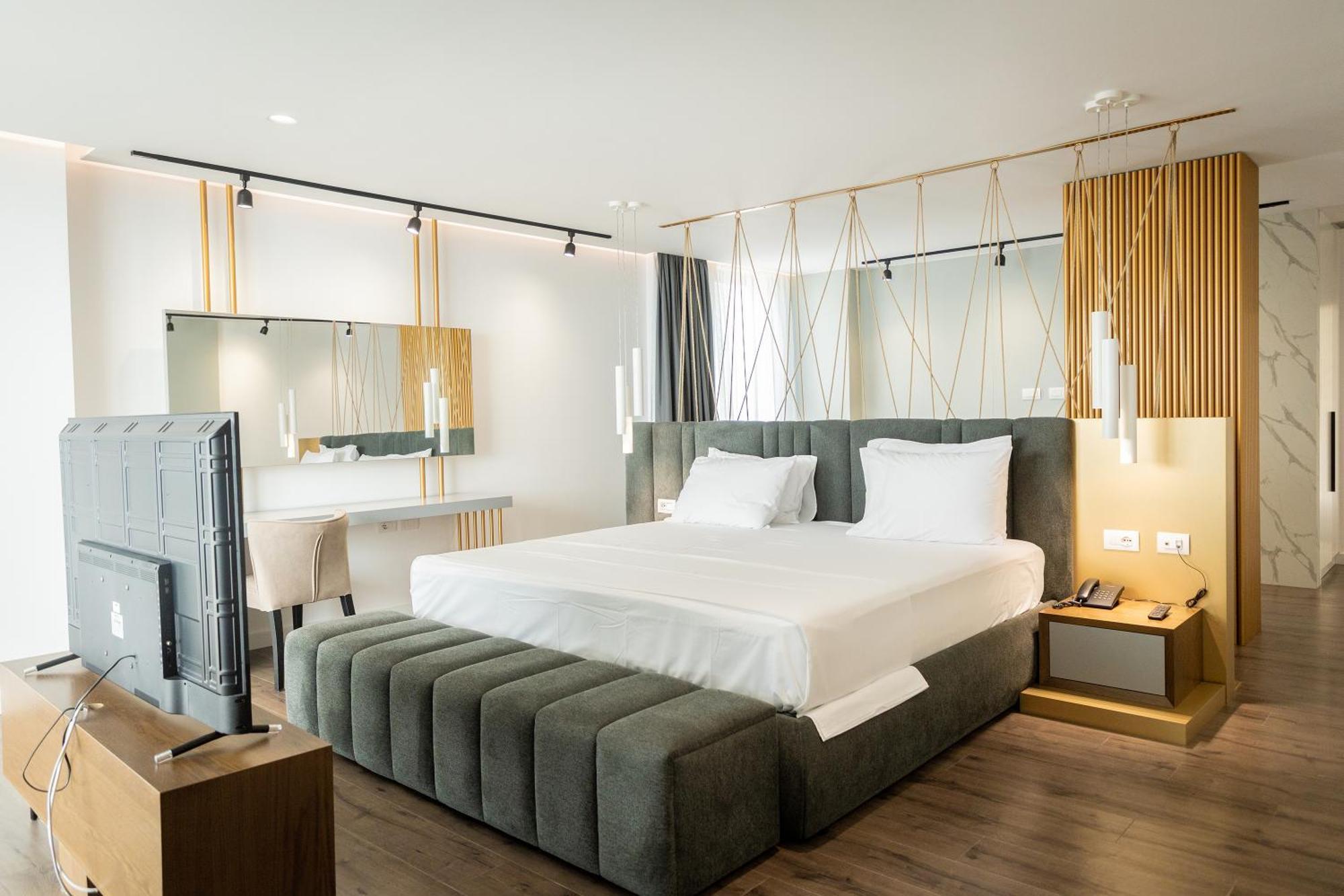 Dorchester Hotel ซารานเดอ ภายนอก รูปภาพ